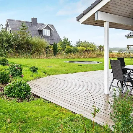 12 Person In Ebeltoft-by Traum *