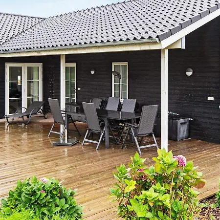 12 Person In Ebeltoft-by Traum * Ebeltoft